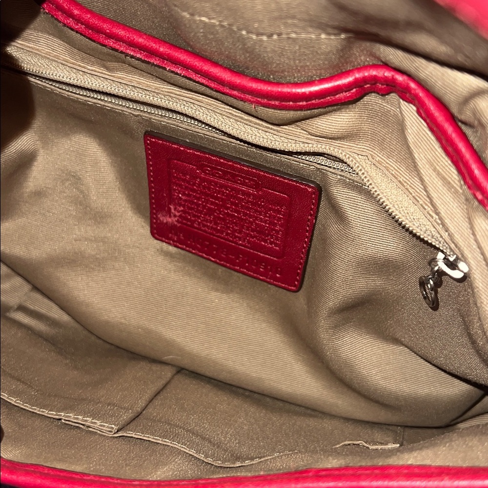 🍒 Rare Vintage Red Coach Soho with Buckle - Picture 11 of 11
